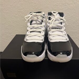 Jordan 11 size 10 gratitude - VNDS